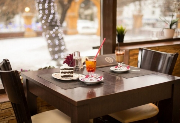 Уловки официантов, которые заставляют гостей платить больше1