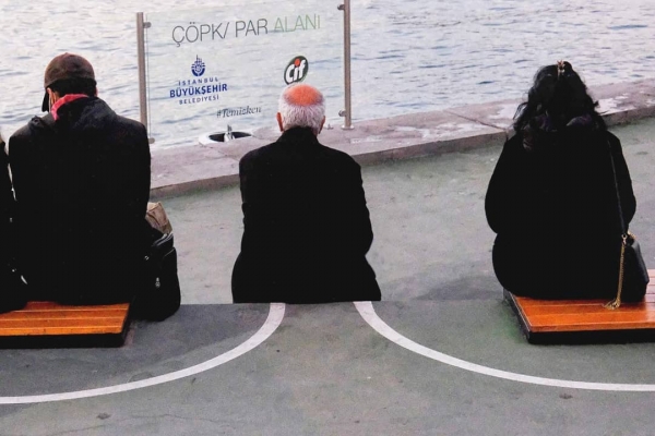 Улицы Стамбула на снимках Ондера Серчелика4